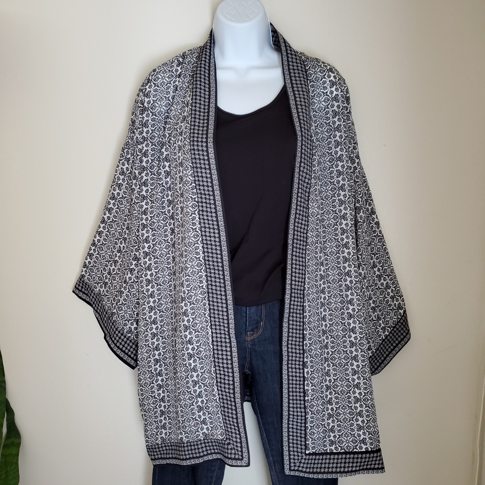 Max studio plus size caftan/swimsuit cover up